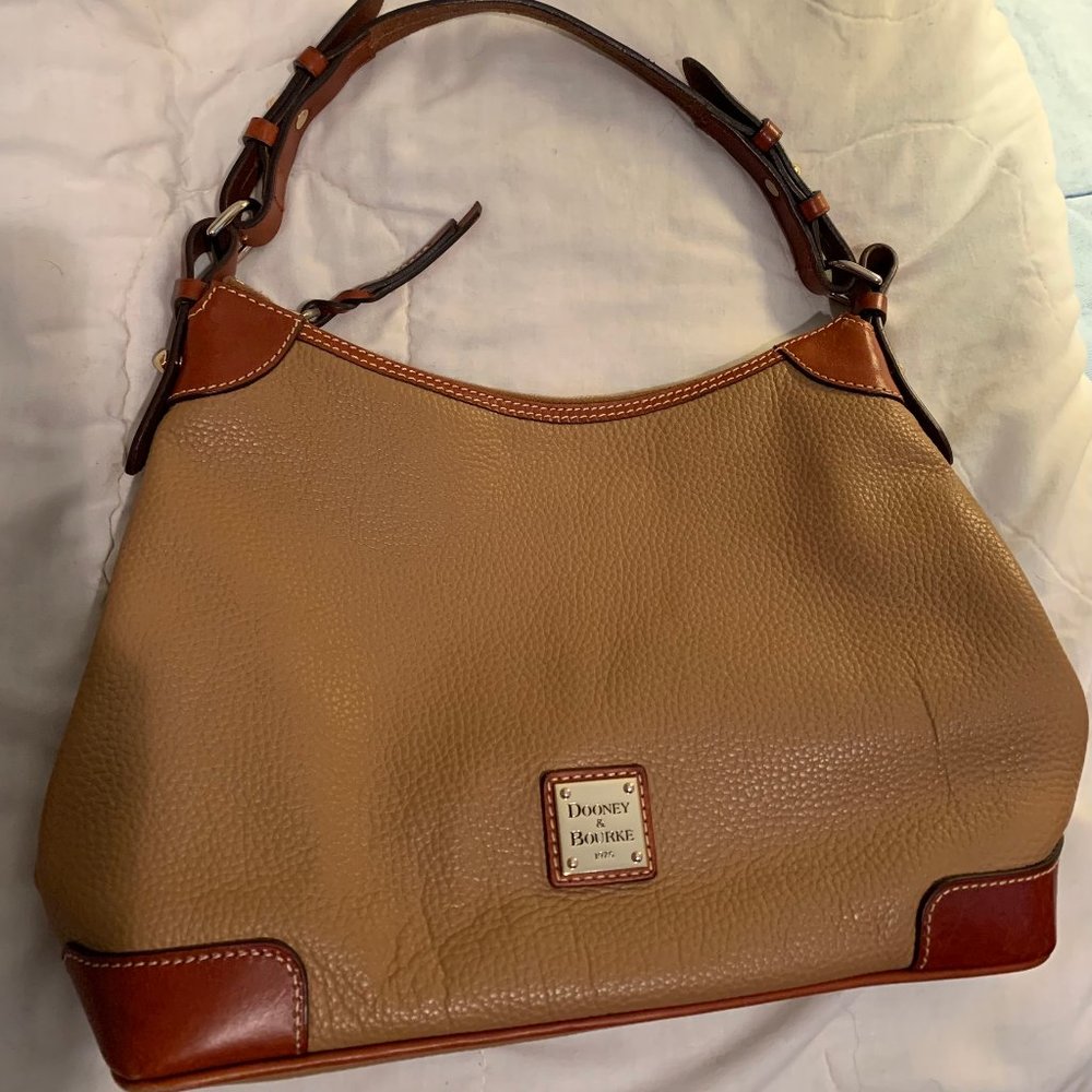 Dooney & Bourke